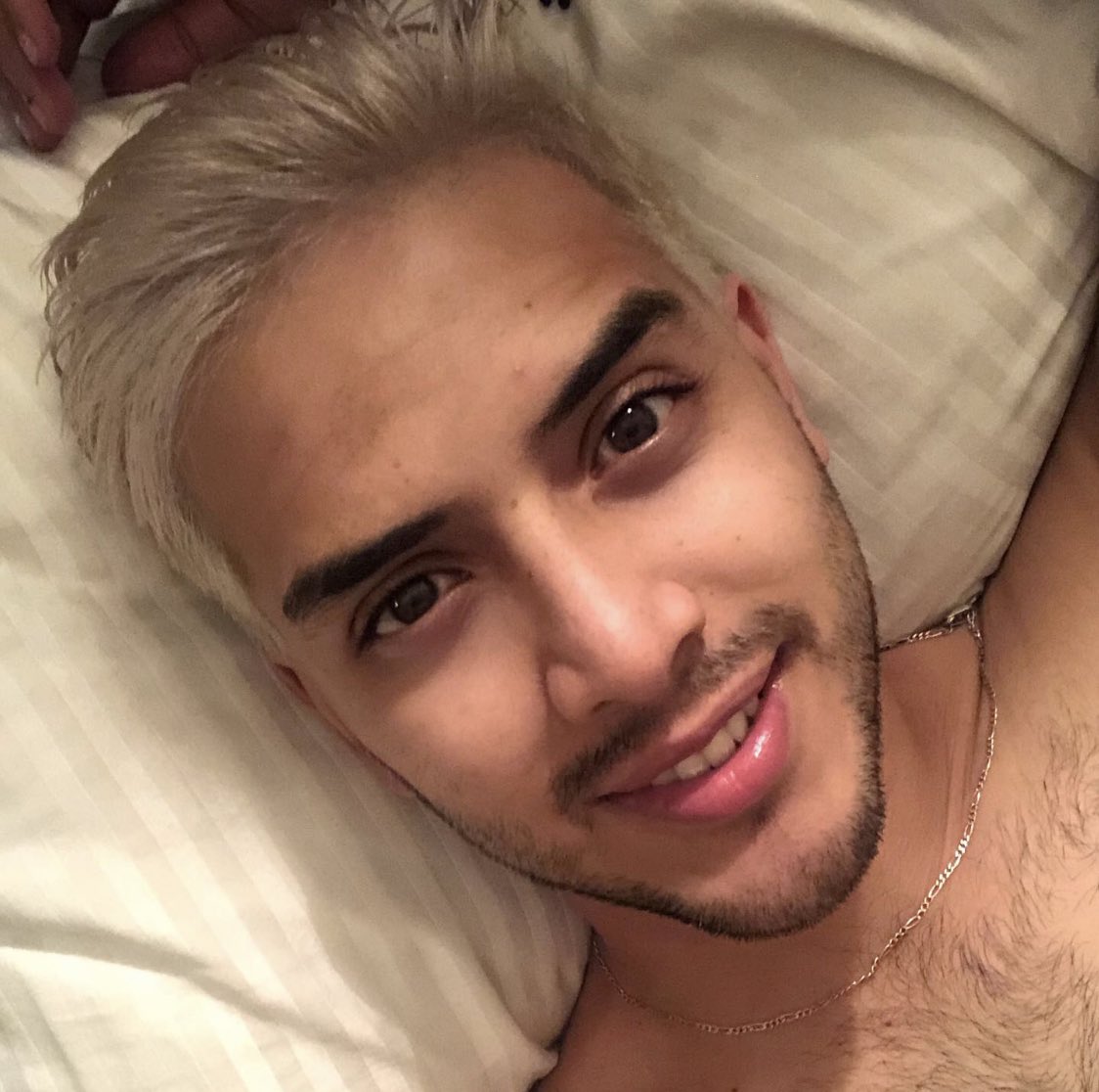 jimenezdavid05's tweet photo. 🥰 La vida me ha otorgado el amor propio ♥️ https://t.co/re8Iy74mNL