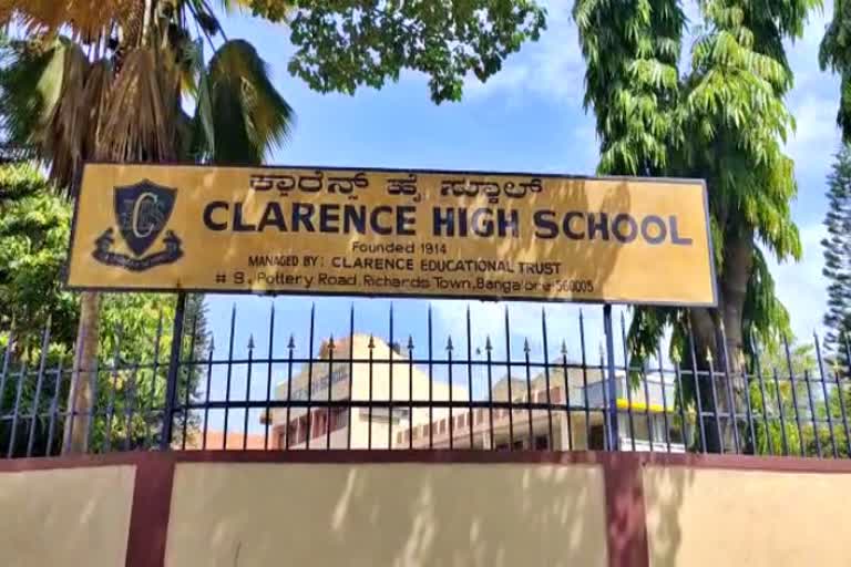 The school invited students and parents on Christmas Day, and offered them lunch with meat, wine and ‘Satya Veda’, a Kannada translation of the Bible. This is nothing but an attempt to convert Hindus into Christianity by allurement and force,’’
#Convents_forcing_Christianity