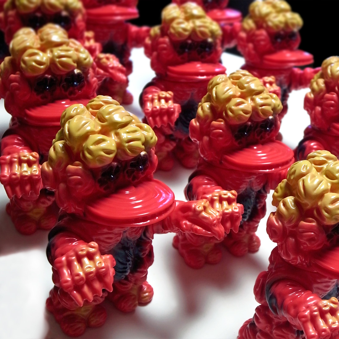 Fuusen_Gumtaro's tweet photo. Anbai Kaiju
うめもん (Umemon)
トランスポップ限定カラー彩色はじめました。
販売は5月14日(土)から、京都のトランスポップギャラリー 『たのしい怪獣展 2022』にて。
#イーティングソーサー #ウメモン #Umemon #gumtaro #ガム太郎 #gamtaro #怪獣 #オリジナル怪獣 #クリエイターズソフビ https://t.co/TvnNgs4S2S
