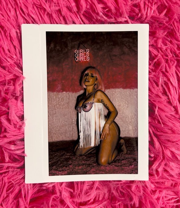 Shooting my first scenes for @RealRKofficial was so incredible! I had sooo much fun! 💦 so excited for<a class="tags" href="/tag/realrkofficial">@realrkofficial</a>