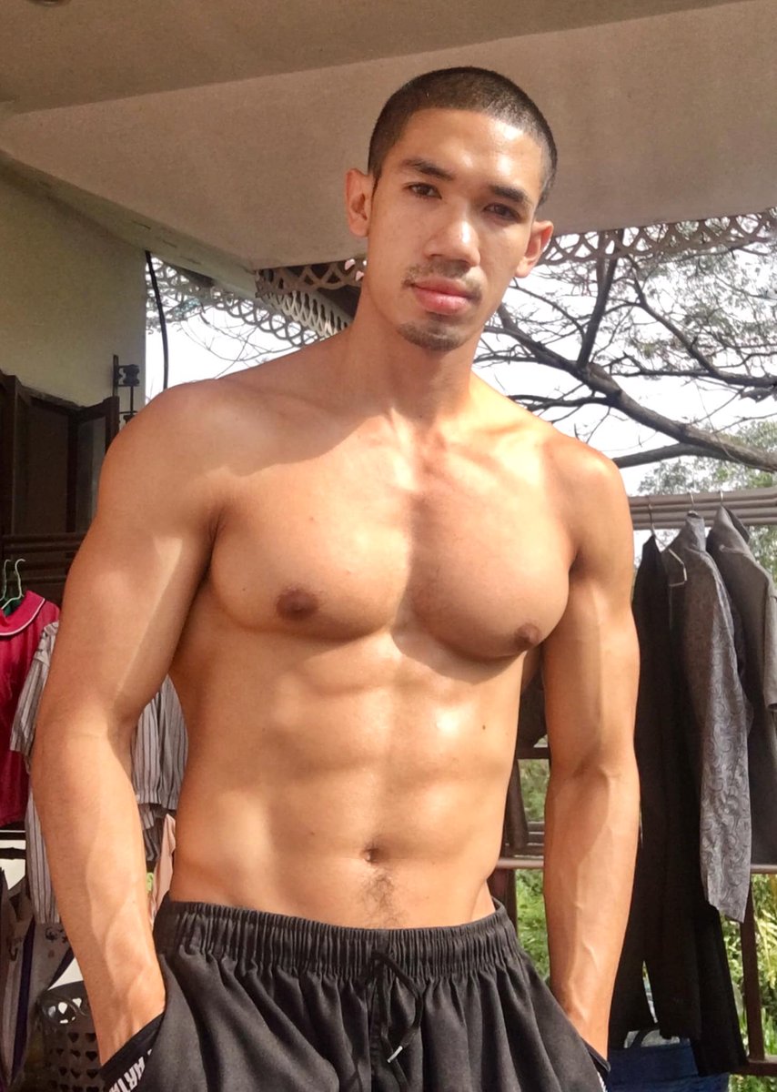 muaythaikoy's tweet photo. ชอบ #ตำรวจ คนนี้มาก #ตำรวจหล่อ #ชายแท้ https://t.co/Zyoe93UBXh