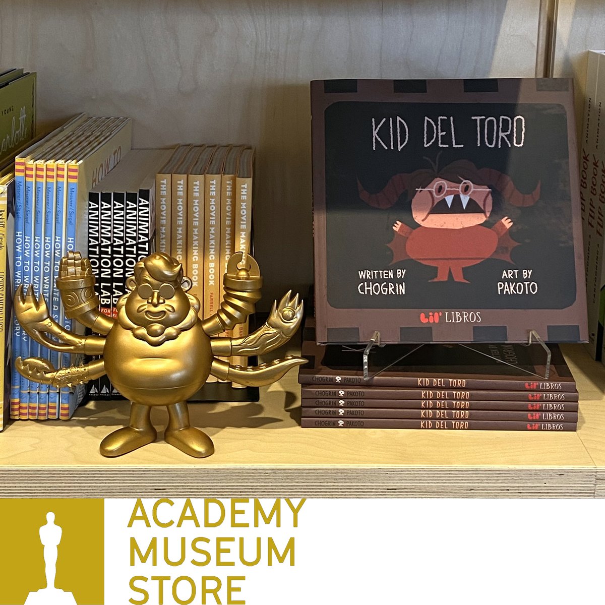 Chogrin's tweet photo. Honored &amp; excited to announce that my @RealGDT  #GurudelToro #vinyltoy &amp; #KiddelToro #childrensbook are now available at the @AcademyMuseum's official store!

https://t.co/FRujCzbyIM

#AcademyMuseumStore #Pakoto #Chogrin #GuillermodelToro #bilingualchildrensbooks #vinyltoys https://t.co/K8xBoEnhHV