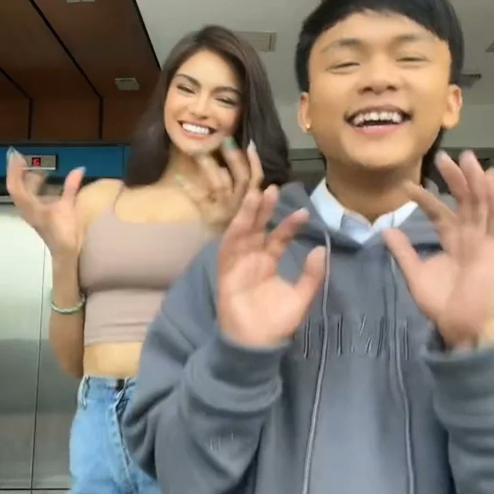 faithupdates_'s tweet photo. her lovely smile🤗😍
#FaithdaSilva//@iamfaithdasilva
#FaithUpdates https://t.co/eApmdyr1t5