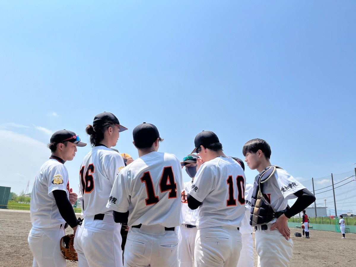 agu_nanshiki's tweet photo. 4月23日 春リーグ VS至学館大学
スタメン
1.山村 二  #7
2.中村 右  #1
3.林 三  #24
4.小川 中  #10
5.松山 一  #16
6.上田 捕  #47
7.渡邉つ 遊  #6
8.渡邉ふ 左  #14
9.須賀 投  #21 https://t.co/F6pKe1TtFB