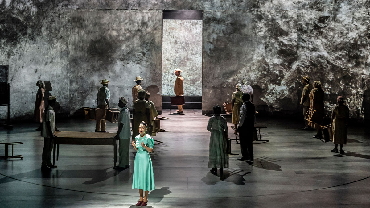 NationalTheatre's tweet photo. Congratulations to everyone involved in Small Island on such a terrific run ❤ https://t.co/oM41I9MOtc