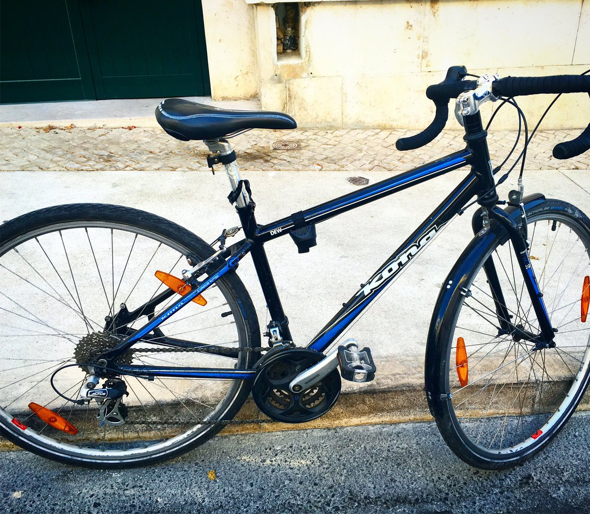 brunoamaral's tweet photo. Acabaram de me roubar está bicicleta na zona da rotunda de olaias em frente à farmácia Ibéria. https://t.co/9Ufd1O3RZS