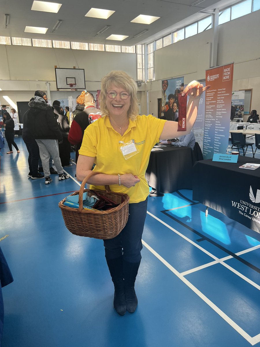 Claire Hynes tweet media