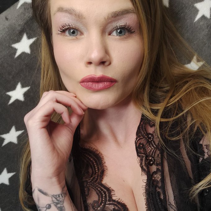 Good morning  who will bring me a coffee? 😇☕  #goodmorning #goodvibes #thursday #picoftheday #pic #model<a href="/tag/goodmorning"class="tags">#goodmorning</a><a href="/tag/love"class="tags"><span>#love</span></a><a href="/tag/instagood"class="tags"><span>#instagood</span></a><a href="/tag/model"class="tags"><span>#model</span></a><a href="/tag/picoftheday"class="tags"><span>#picoftheday</span></a><a href="/tag/cute"class="tags"><span>#cute</span></a><a href="/tag/spring"class="tags"><span>#spring</span></a>