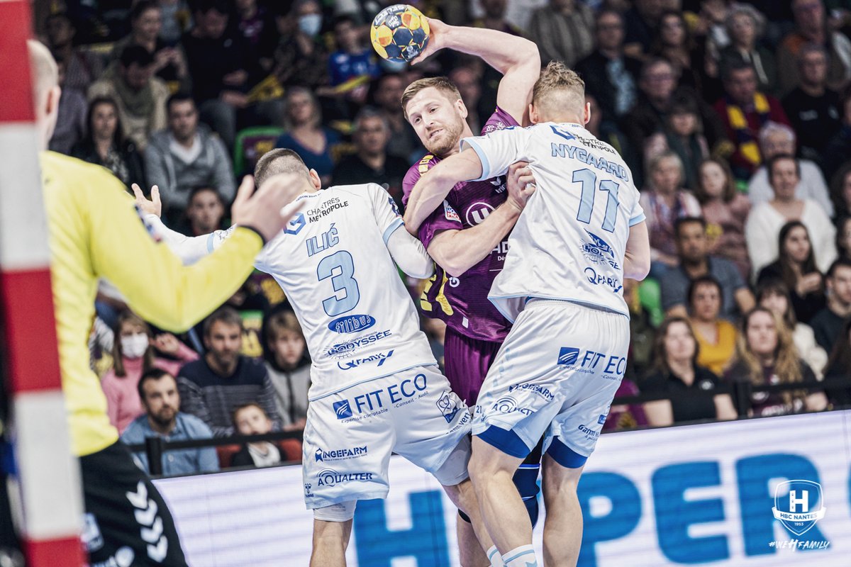 HBCNantes's tweet photo. 🔴 𝐎𝐟𝐟𝐢𝐜𝐢𝐞𝐥 :

En 1/2 finale de Coupe de France, le "H" se déplacera sur le parquet de Chartres. 

Une rencontre qui devrait avoir lieu le 14 ou 15 mai. https://t.co/AjkKEolqZa