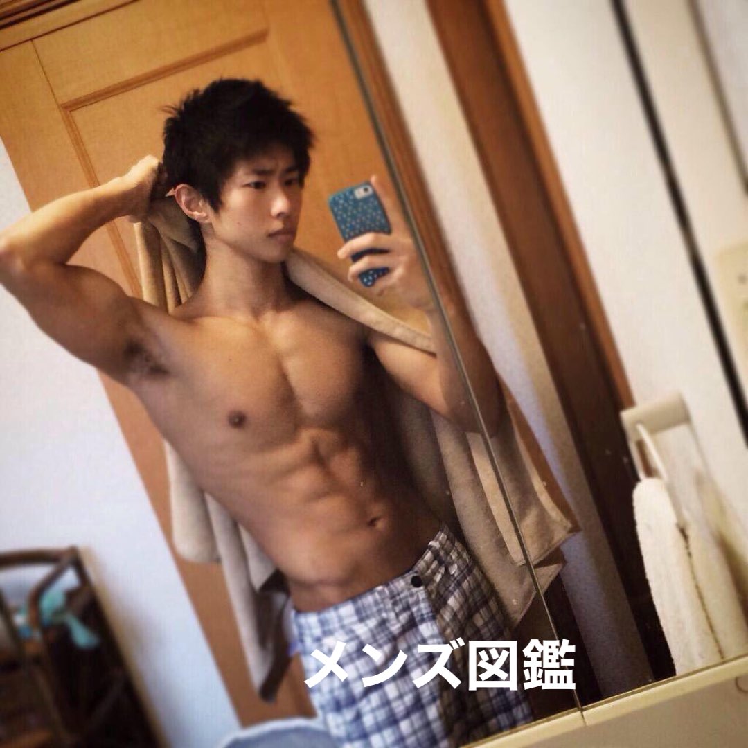 cl_dfh's tweet photo. #腹筋男子 #スジ筋男子 https://t.co/VZBSYHBXrL