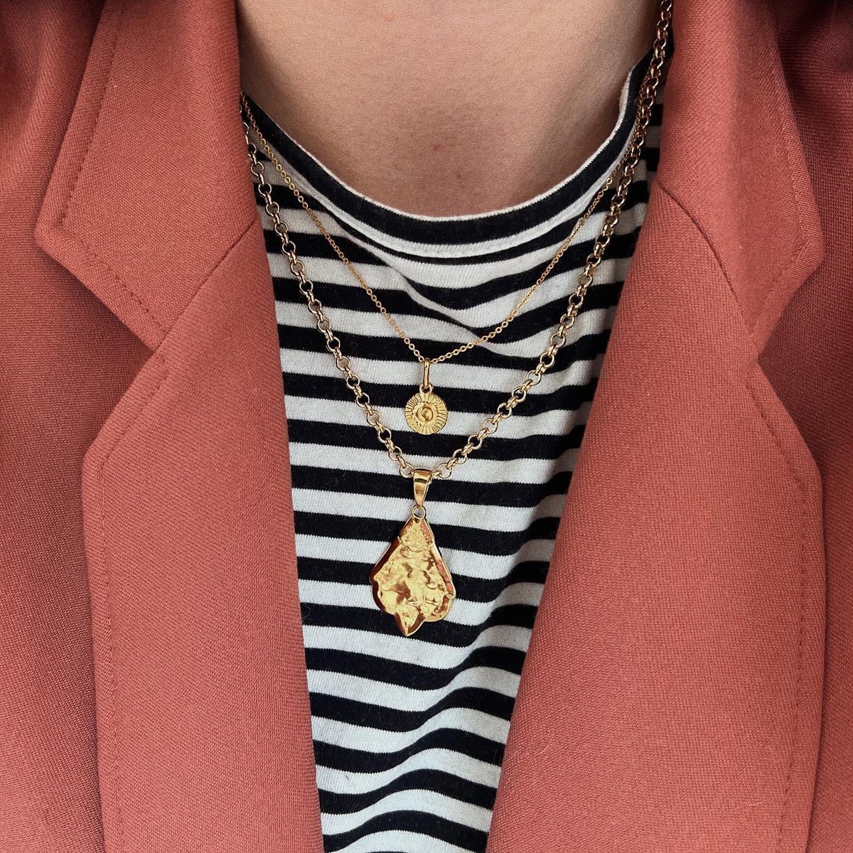 BijouxLEONE's tweet photo. French stripes lover ❤️ #MadeinFrance #jewelry https://t.co/X1wwRmtbuP
