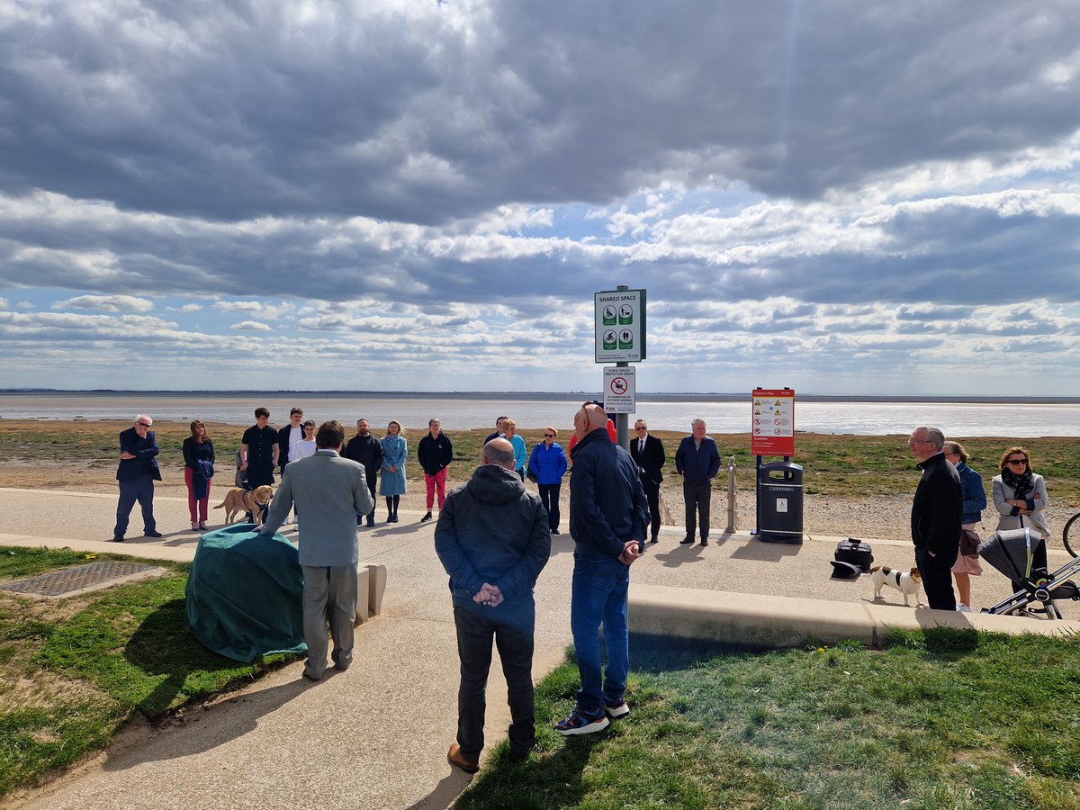 fyldecouncil's tweet photo. On Friday 22 April a plaque was unveiled in memory of Mike Pomfret. 

You may not be familiar with the name but you will definitely know his fantastic work.

Mike was instrumental in delivering the coastal defence scheme stretching from Rossall, through Blackpool and into Lytham. https://t.co/sFrlAHgqEB