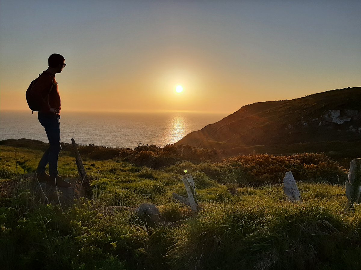 Un décor de rêve.😍 Le #Cotentin offre de si belles lumières que j'ai eu envie de prendre la pose.😎 #cestbeaulaManche