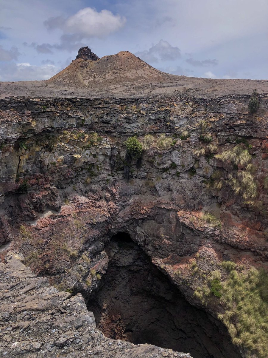 VTLAB_Joel's tweet photo. Three weeks collecting data #Kilauea with @stefano_volcano: 120km walk in the desert, 4 helico flights for #SfM, headhakes with our onboard camera, home-made lasagna and tiramisu, great discussion with colleagues: ingredients for a successful mission:)! @sciences_UNIGE @snsf_ch https://t.co/y6IXsMUgsu