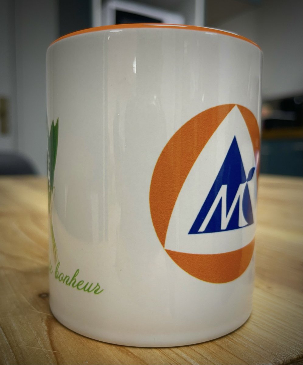 PCPSMontreuil's tweet image. #Muguet2022 : le dimanche 1er Mai, retrouvez nos bénévoles sur la place #CroixDeChavaux à @montreuil pour la vente annuelle de muguet et de notre mug collector. Les fonds récoltés nous permettront de poursuivre nos missions au profit de la population.🌱💰💙🧡