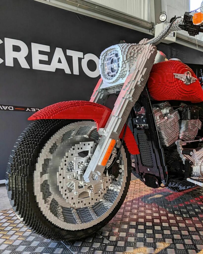 parakram_h's tweet photo. Was scrolling through Google Photos and stumbled across a few cool pics!
This one is for all the Lego fans out there 🤩
This life-size Lego Harley-Davidson Fat Boy was the showstopper in the brand's stall at #europeanbikeweek 2019 https://t.co/zkNPqISt0i