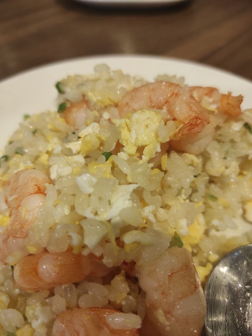 RISE_MSNGR's tweet photo. noms before RISE. https://t.co/KZX60NTY2d