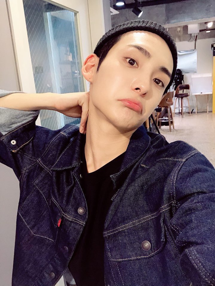 T_als32's tweet photo. thread~
#ACE #에이스 #ACE_Jun #ParkJunhee #ACE_Junhee #ACE_thread @official_ACE7 https://t.co/rk2Fa4lb2Q