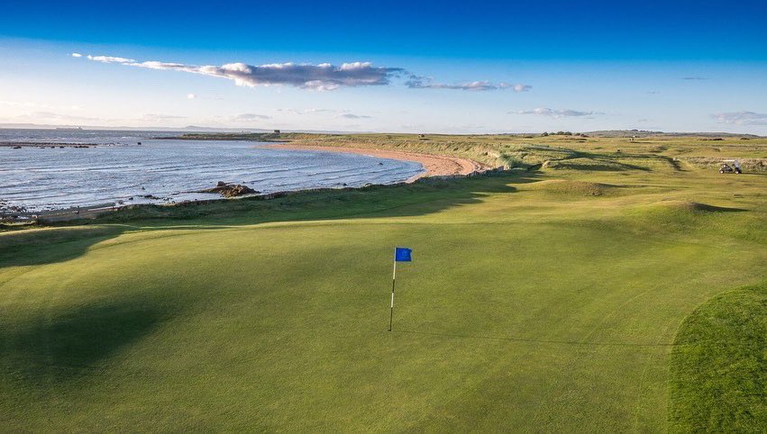 golfers_reviews's tweet photo. Golf review - ๐ฌ๐ง Kilspindie Golf Club
Tags: #golf #golfing #golfcourse #golfcourseOfTheDay #golfviews #golfIsLife #golfReviews #kilspindieGolfClub #willieParkJr #benSayers #golfUnitedKingdom #golfEurope #golfScotland
Twitter: @kilspindiegolf
Played it? https://t.co/zDUqr0Kkgv https://t.co/dTUdrRBqFT