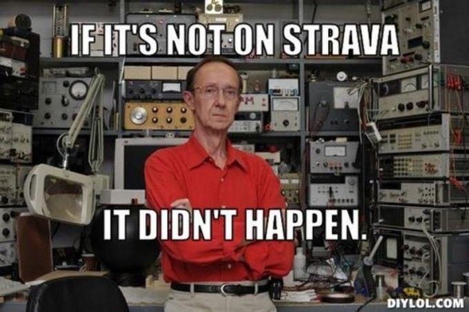 _FrauZwerg_'s tweet photo. Rule #1 👈🏻true!
#strava #cycling #cyclinglife #cyclingfail
@Strava https://t.co/eqfC8PNx6F