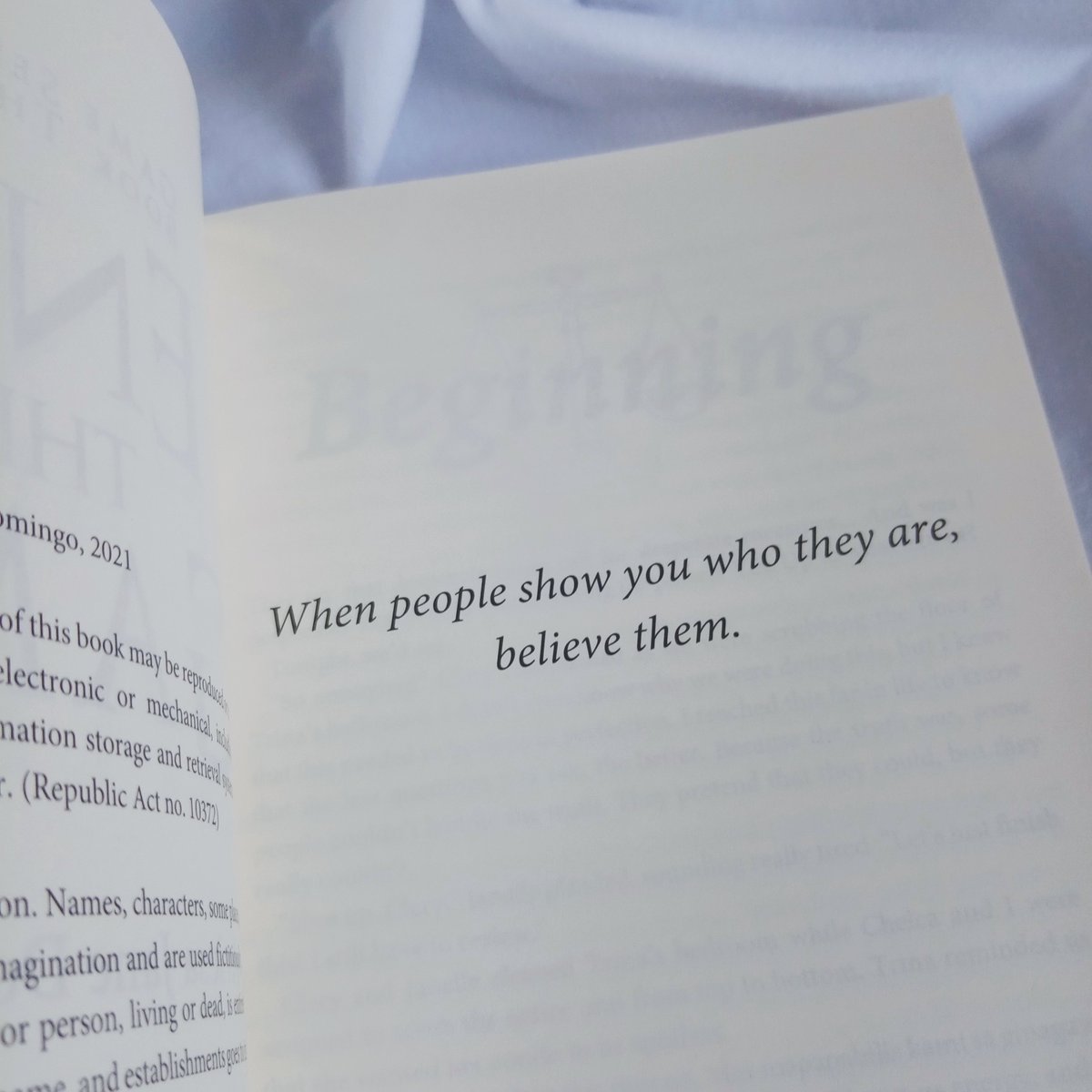 nakakalula's tweet photo. #readingGSB2 https://t.co/fJMpkQymPX