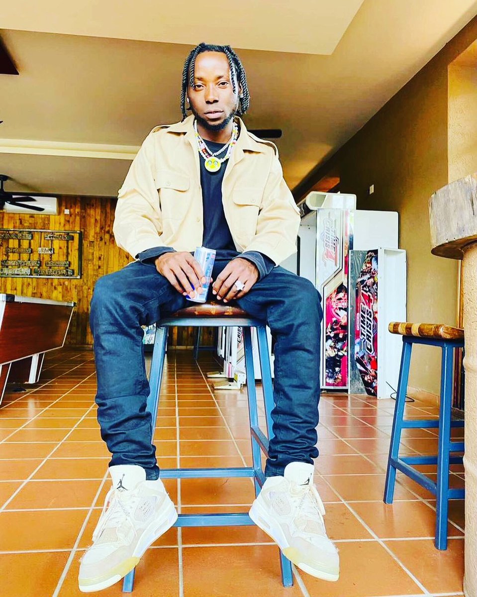 RodriguezBulir3's tweet image. Happy birthday to Me