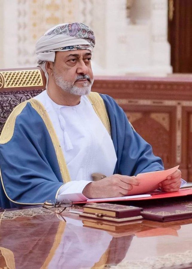 اللهم احفظه ووفقه وسددّ خطاه وارعاه بعينك التي لا تنام يارب .. 
#هيثم_بن_طارق #نهضة_متجددة