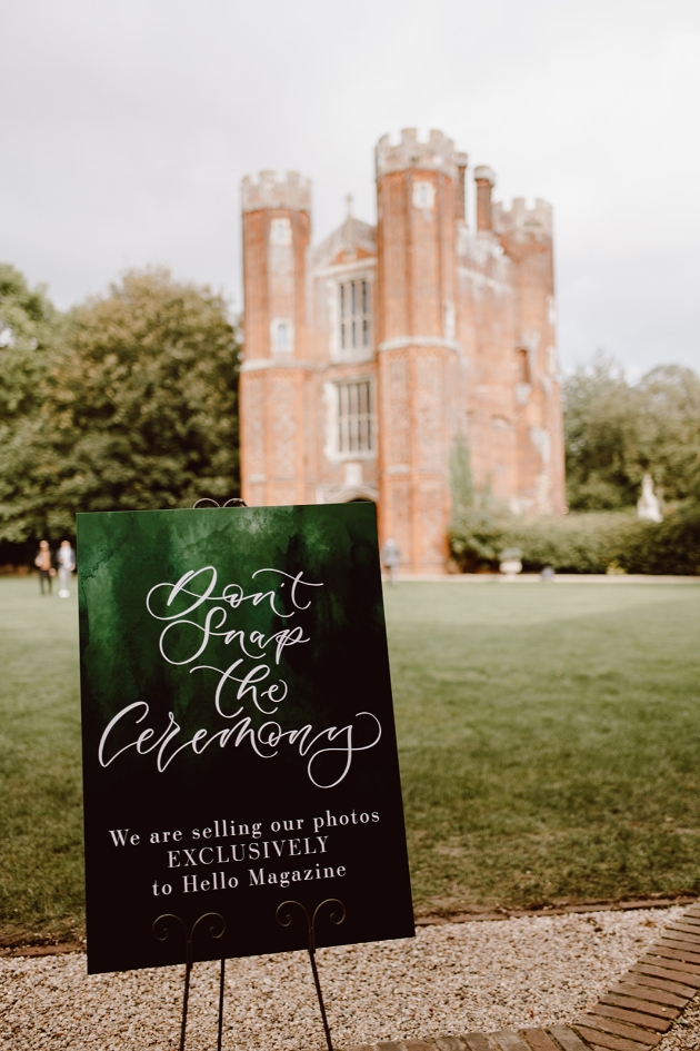 CountyWeddings's tweet photo. When we asked Sussex's wedding suppliers for their ideas on big-day finishing touches, we received so many strokes of genius we barely knew where to put them all.
Here, TheAmyVerse tells us more... https://t.co/03iqjV3j9O
Image: https://t.co/0nol4sa8lC https://t.co/SnVe3isFod