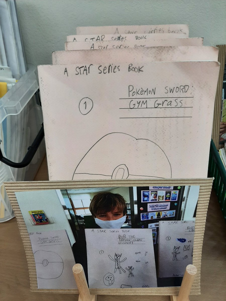 Ygysbers's tweet photo. Here they come! ✍📖Our future authors have written books for the ES library. We are so proud of them.🥰 #isblearning #thinker #communicator #inquier #eslibrary https://t.co/Leybh2oPE0