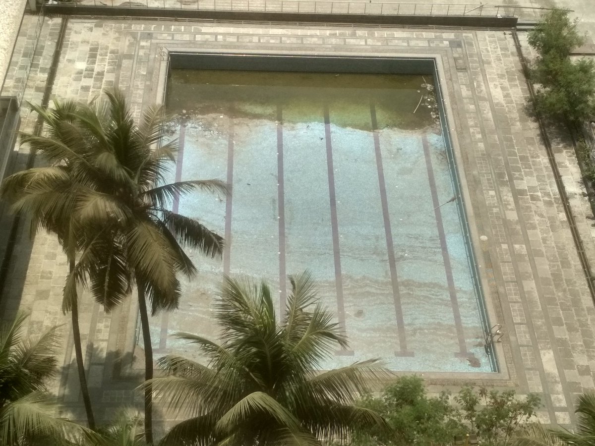 Nikhil0130's tweet photo. @TMCaTweetAway @TMCsmartcity This is the condition of newly built sports complex in Vartak Nagar. It is already in deteriorated condition without any usage and maintenance. Could you please open it for public and make good use of it ? https://t.co/P3JeEM57c6