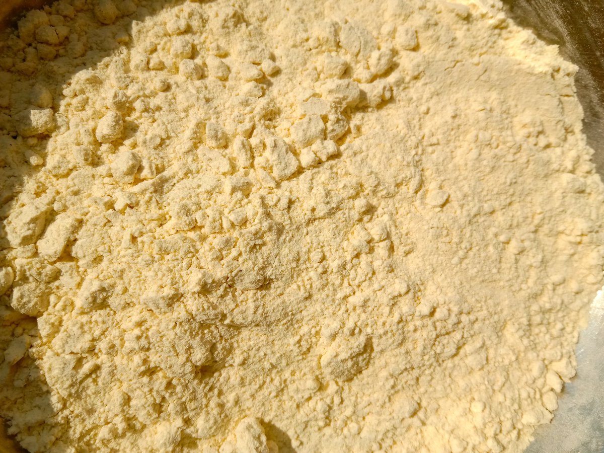 BEST SELLER ALERT 🚨

Gram is made from finely ground chickpeas! We love it for its earthy aroma, good binding nature and protein-richness. It’s also a good gluten free alternative! 

Use for delicious fritters, pakora, chilli bites, pancakes and more! spiceemporium.co.za