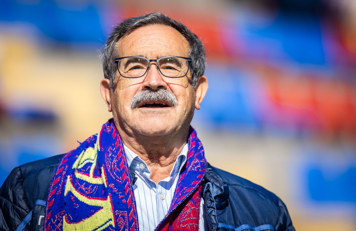 Empezamos semana de trabajo 👷🏻‍♀️... con las fuerzas renovadas 🔋 que recibimos de vosotros 🐸

🔛🔛🔛🔛🔛🔛🔛

#OrgullGranota