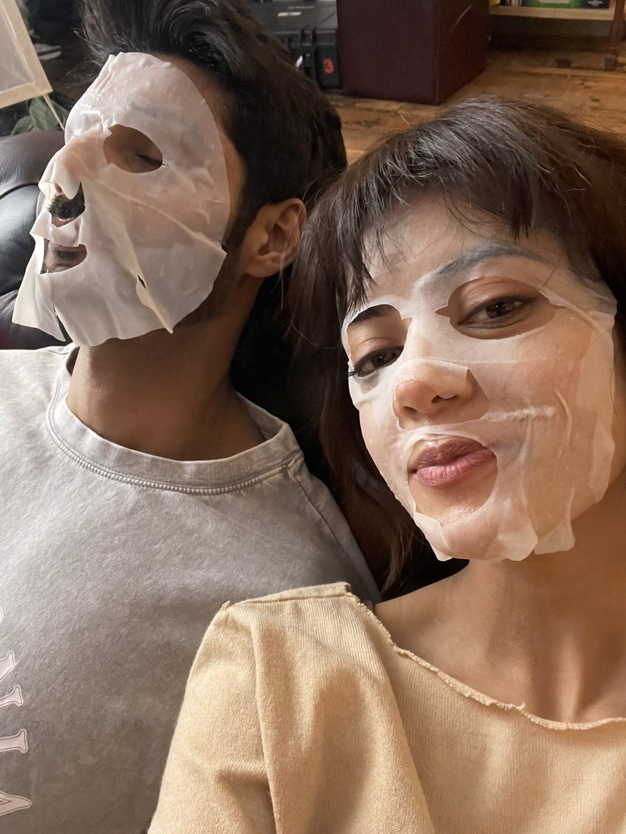 Wakeup and Makeup @anyasinghoff