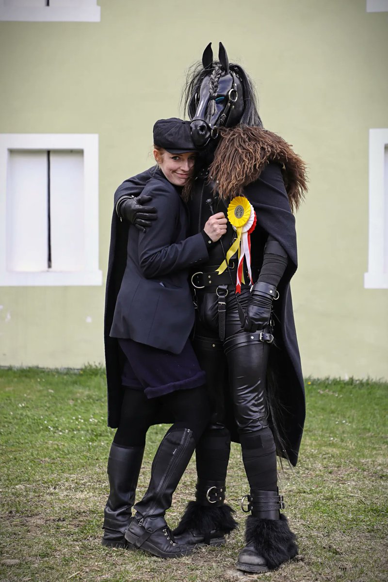 With my @AgneskaLovelace at the #ponymeet 2022 after the disciplines. #ponyplay #porthosstable #ponyplayer #couple #horse
Photo by @VranaFrantisek