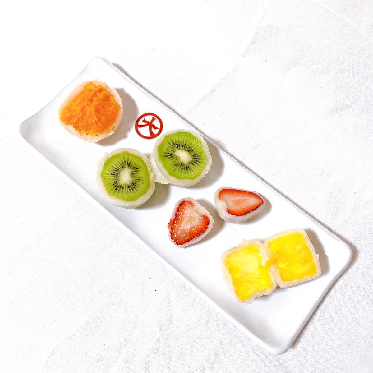 🍊🥝フルーツ大福🍓🍍 ⁡ ⁡🍊せとか ⁡🥝キウイ ⁡🍓いちご ⁡🍍完熟パイン