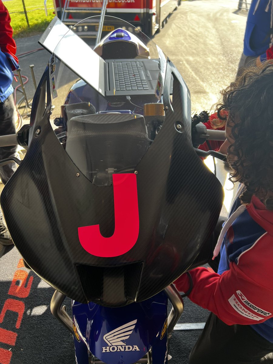 Glenn Irwin tweet media