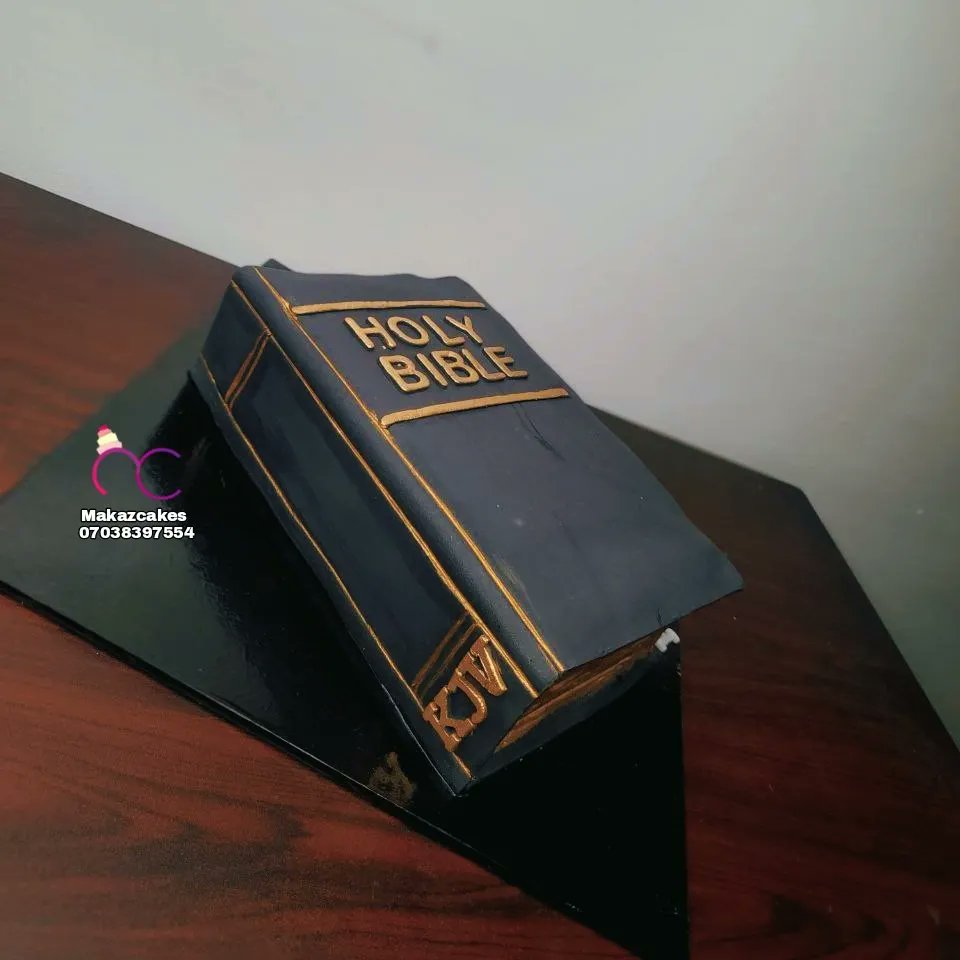 Baking my way to greatness with one cake at a time. 

I done come again with my hustle wa.me/2347038397554 Dm