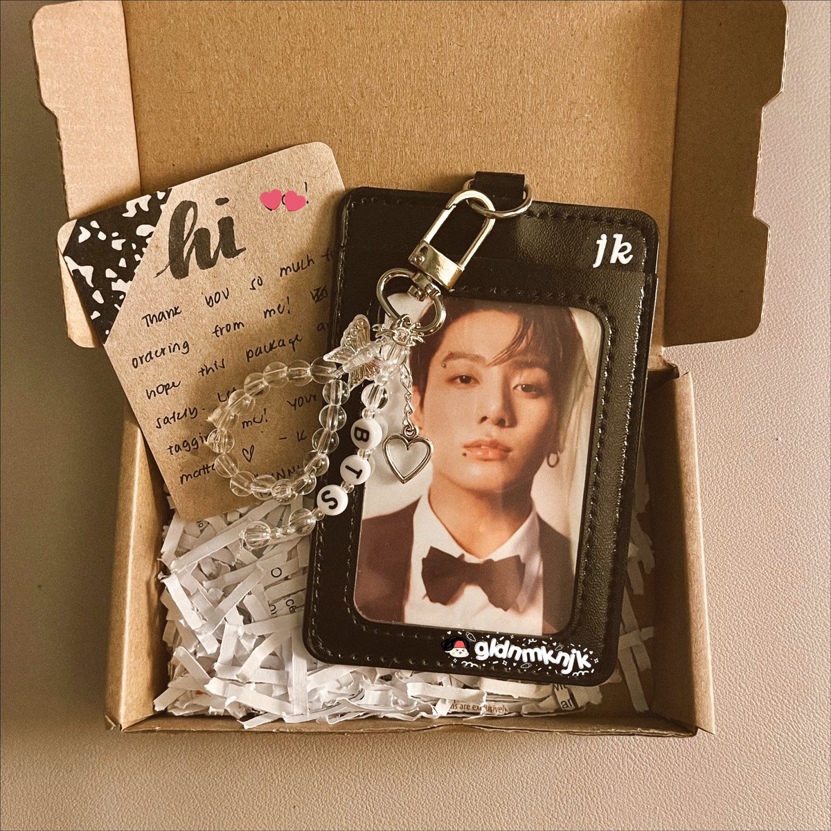 gldnmknjk's tweet photo. — #gldnmknjkrvs 📦
ahkkk so pretty!! 😩 Thank you so much @jinniescarts!! 🤍✨
#jinniefeedbacks https://t.co/1etTuEd9ER