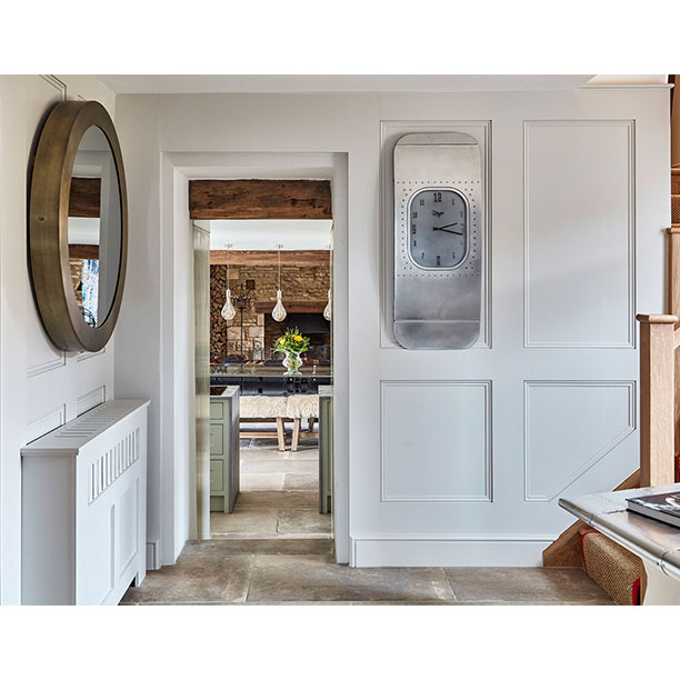 A bespoke Boeing "Slim Line" clock for a client in the Cotswolds. This one had a rustic polished finish along side a candy grey powder coated frame and face. Looks fantastic in its new home along side our Boeing 737 Leading Edge table in his lounge.