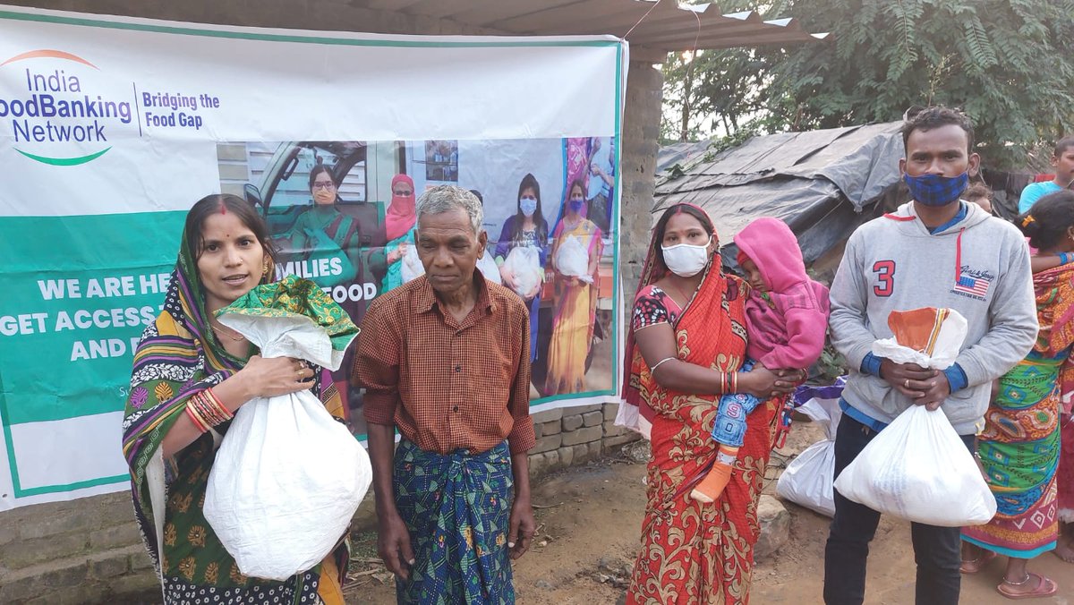 UdaanBD's tweet photo. In #BaiganBasti, #CDA, #Cuttack, #Odisha,@UdaanBD
distributed dry ration among #slumdwellers on 14th January 2022 under the umbrella of  @IndiaFoodBank.
@CMO_Odisha
@CMCCuttack
@CuttackDM 
@WFP 
@Food_Odisha 
@UNICEFIndia https://t.co/KnWu4zq3CE