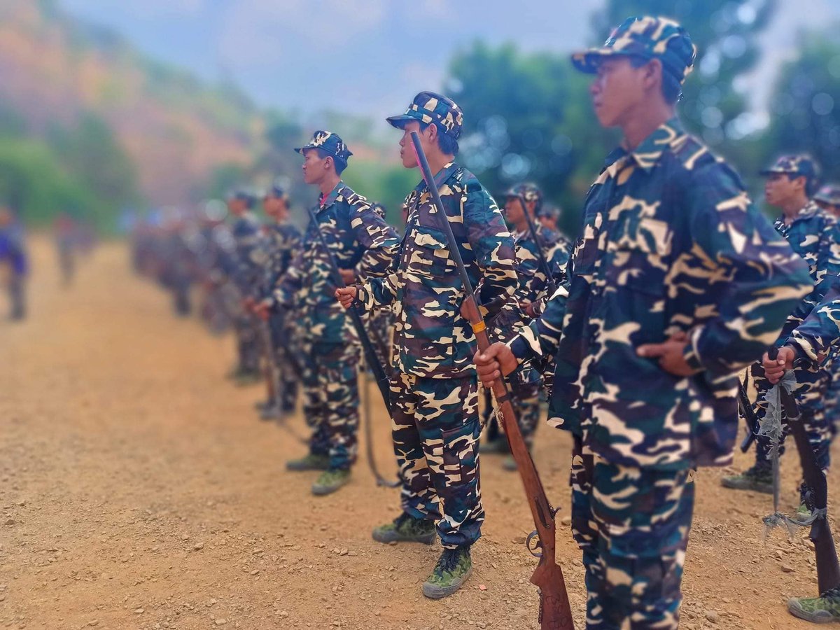 MizzimaNews's tweet photo. တူမီးကို ဆက်လက်အားပြုသွားမည်ဟု CDF -Mindat ဖွဲ့စည်းခြင်း (၁) နှစ်မြောက် အခမ်းအနားတွင် ကာကွယ်ရေးတပ်ဖွဲ့ပြောကြား
=============

Read More |  https://t.co/EtRHohNan0

#Mizzima
#CDF_Mindat
#တူမီး
#ချင်းပြည်နယ် https://t.co/fZz3s9kBtA