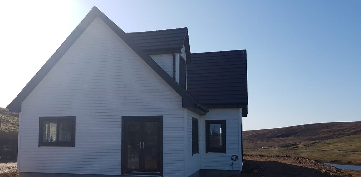 HAUStimberframe's tweet photo. Mid Yell is almost as far north as you can go on the Shetland Isles. Stuart &amp; Christine have done a great job project managing their self build bespoke HAUS, we love the cladding contrast. https://t.co/TkP2K16FgO https://t.co/bpSOUFXvQe
