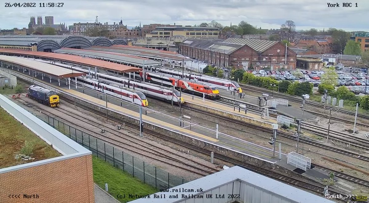 simontdeane's tweet image. On your marks...