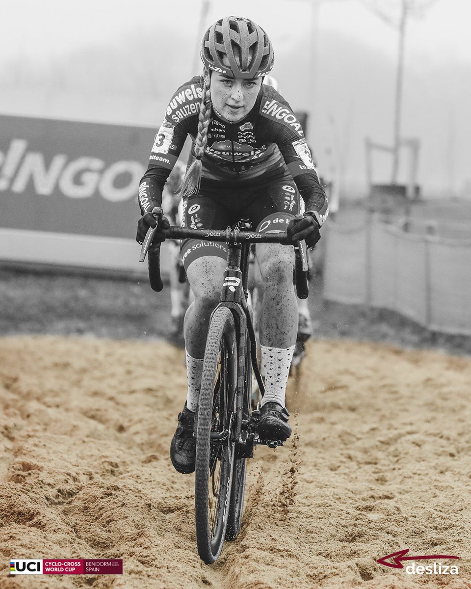 ❤️ Queremos que nuestra prueba se convierta en la excusa perfecta para descubrir el hermoso deporte que es el ciclocross...

📚¡Para ello, os traemos el #DiccionarioCX!

¿Adivináis cuál puede ser la primera palabra? 

⬇️ ¡Os dejamos una foto!