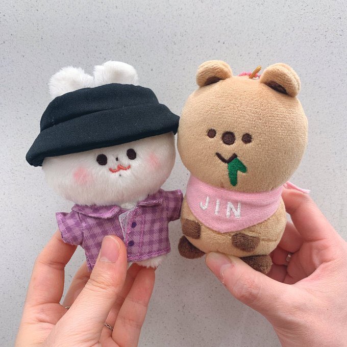 pdiminie_twt's tweet photo. [USA GO] PLS HELP RT 💜

BTS JIMIN, SUGA, JUNGKOOK &amp; JIN 10cm Doll by @jjin_koo 

☁️ Price: $4 - $17
☁️ Close : May 19, 2022 @ 11PM MST
☁️ Order Form : https://t.co/zIHXIXF5Q4

#pdiminieGO https://t.co/Wq6c0ZSru2