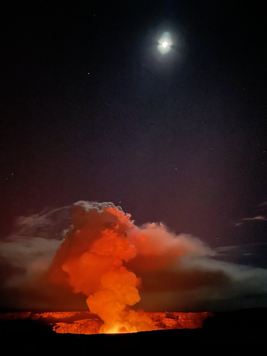 HawaiiScience's tweet image. It would have to be this right here ☺️🌋
#NationalParkWeek #HawaiiScience