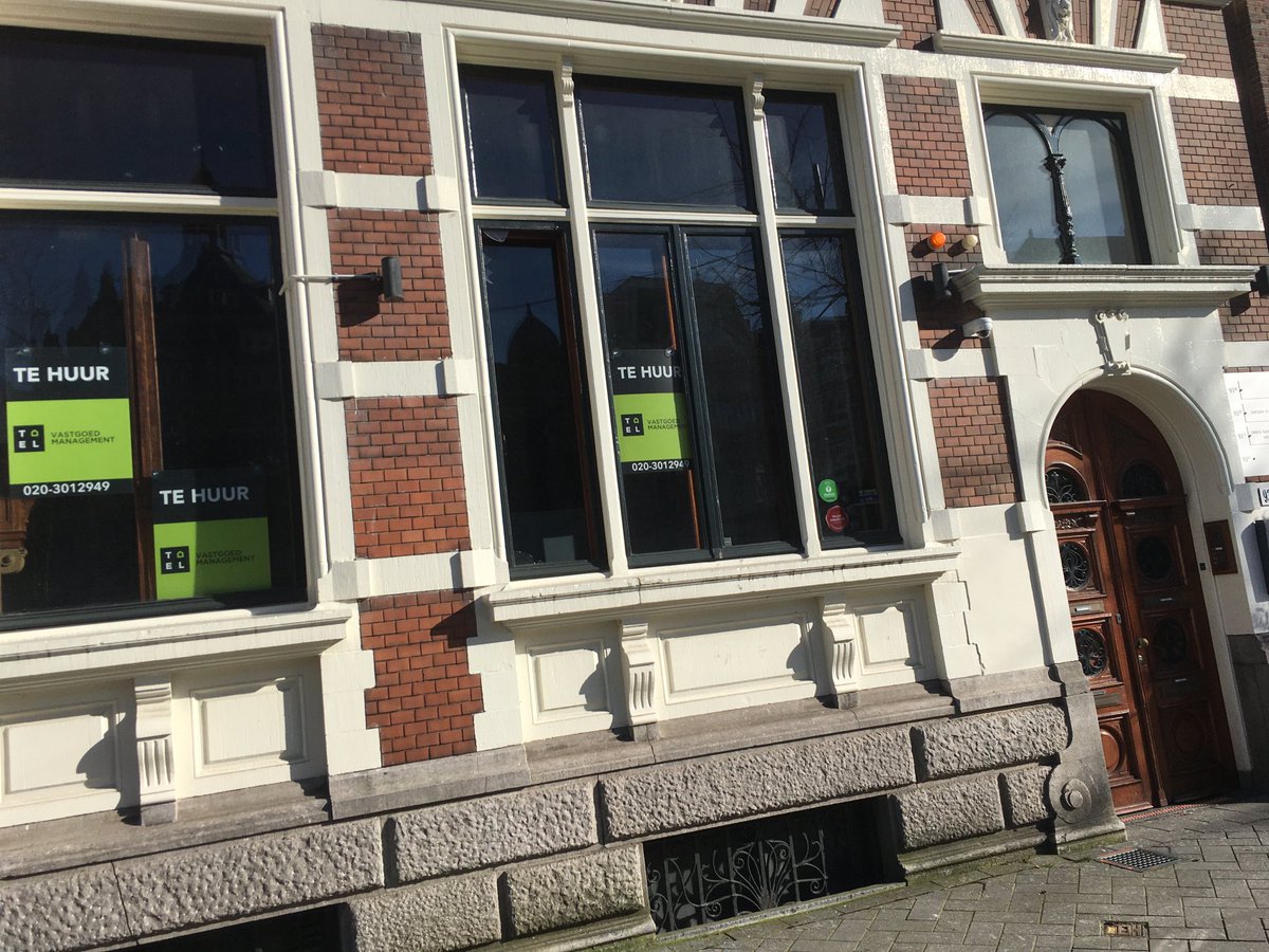 ComedyTheaterindeNes tweet media