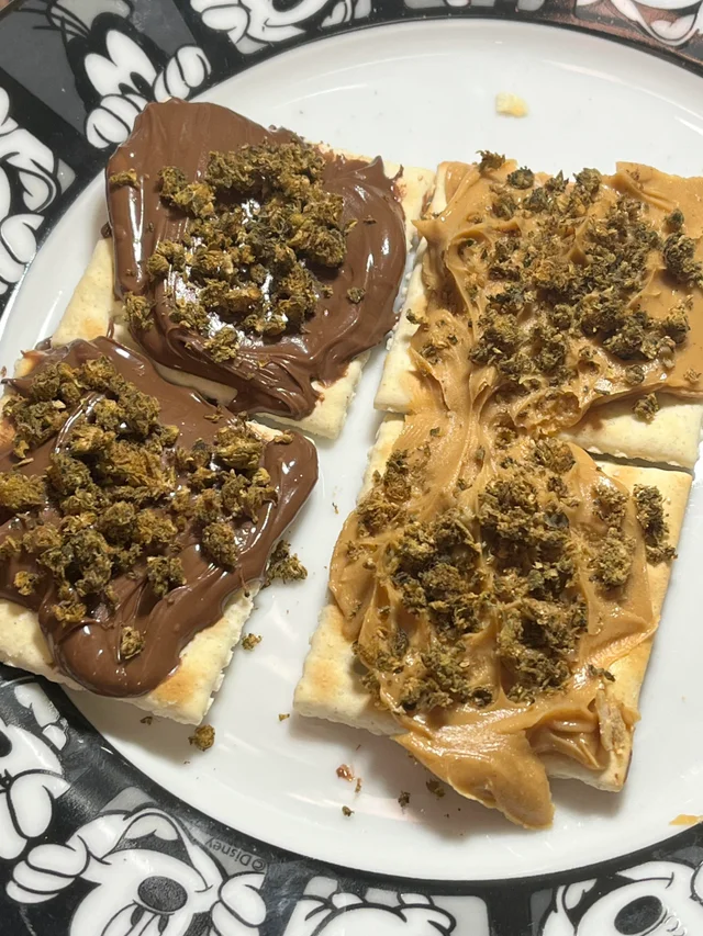 NewAgeCannaPC's tweet photo. Would you eat a decarboxylated weed sandwhich?

#Mmemberville https://t.co/ik86AjeDvW