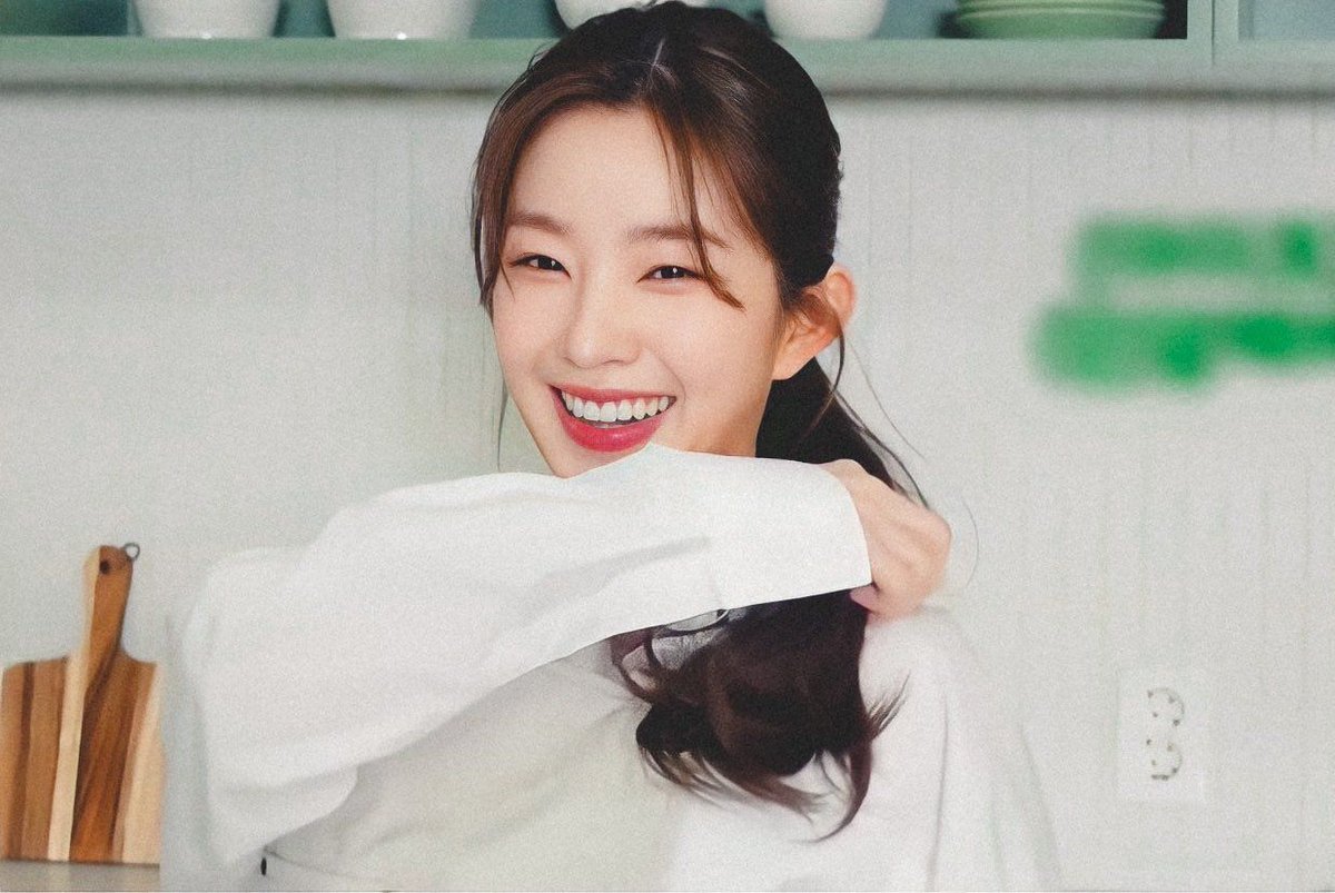 irene pics tweet media