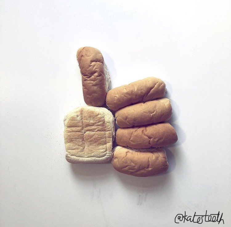 katesteeth's tweet photo. @OneMinuteBriefs #Bakeries 
Big thumbs up to Bakeries.👍🏼#BreadHeaven Big bap and finger rolls. https://t.co/ZkzxY8yi1e